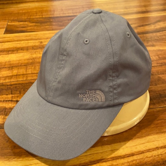 The North Face Accessories - Gray women’s North Face cap, NWOT